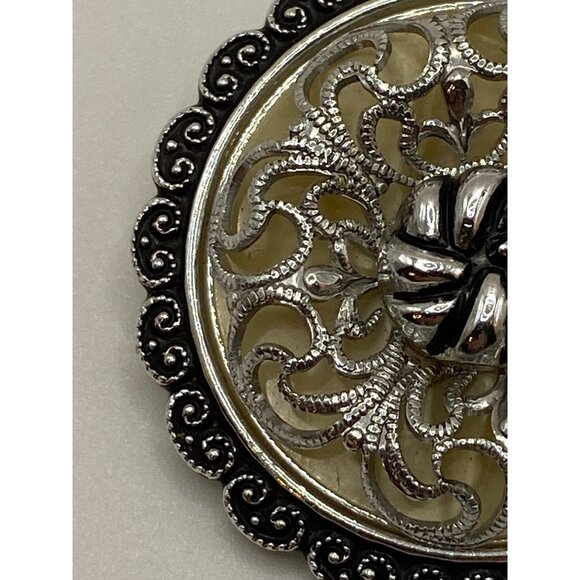 Vintage W. Germany Filigree Silver & Black Round Brooch Pin With Scalloped Edge - Picture 4 of 8